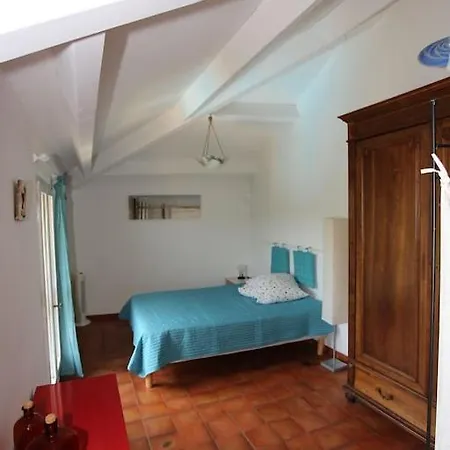 La Maison Des Armas